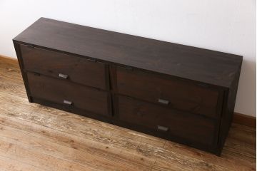 アンティーク家具　リメイク品　明治期の松材を利用したパタパタ扉のローボード(リビングボード、戸棚、収納棚)(1)