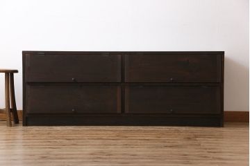 アンティーク家具　リメイク品　明治期の松材を利用したパタパタ扉のローボード(リビングボード、戸棚、収納棚)(2)