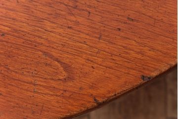 レトロ家具　昭和中期　折り畳み式　シンプルなデザインのレトロな丸ちゃぶ台(ローテーブル、センターテーブル)