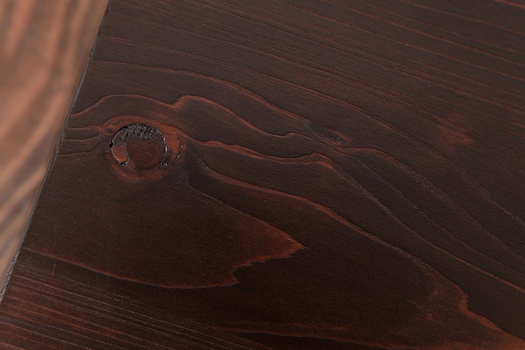 リメイク家具　前面ケヤキ材　味わいある箪笥のセンターテーブル(リビングテーブル、カフェテーブル、収納棚)