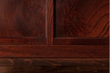 リメイク家具　前面ケヤキ材　味わいある箪笥のセンターテーブル(リビングテーブル、カフェテーブル、収納棚)