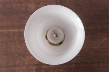 イギリスビンテージ　真鍮製　高級感を漂わせるテーブルランプ(スタンドライト、卓上照明)