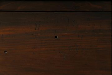 アンティーク家具　リメイク品　明治期の松材を利用したパタパタ扉のローボード(リビングボード、戸棚、収納棚)