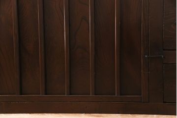 アンティーク家具　和製アンティーク　シックな色合いとケヤキの杢目が味わい深い階段箪笥(和タンス、時代箪笥)