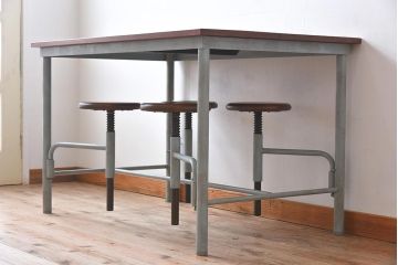 ラフジュ工房オリジナル　ペイント　淡い青緑　4脚格納スツールのテーブル(作業台、ダイニングテーブル)