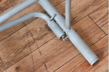 ラフジュ工房オリジナル　ペイント　淡い青緑　4脚格納スツールのテーブル(作業台、ダイニングテーブル)