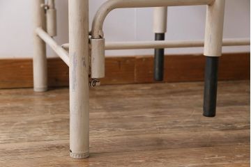 ラフジュ工房オリジナル　ペイント　アンティークホワイト　4脚格納スツールのテーブル(作業台、ダイニングテーブル)