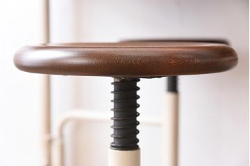 ラフジュ工房オリジナル　ペイント　アンティークホワイト　4脚格納スツールのテーブル(作業台、ダイニングテーブル)