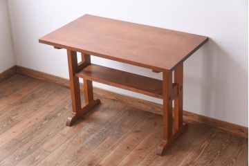 ビンテージ　桜無垢材　松本民芸家具風デザインのダイニングテーブル(カフェテーブル、作業台)