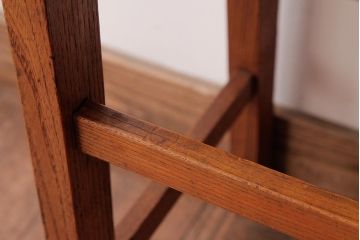 レトロ家具　昭和レトロ　ケヤキ材　メンズライクにもおすすめなグレーのファブリックのスツール(椅子)