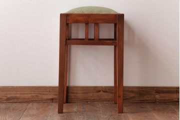 レトロ家具　昭和レトロ　ブナ材　木の温もりを感じる品の良いスツール(椅子)