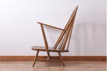 ヴィンテージ家具　イギリスビンテージ　ERCOL社(アーコール)広い背もたれが魅力のラウンジチェア(アームチェア、サロンチェア、椅子)