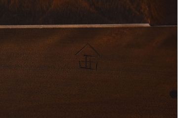 中古　松本民芸家具　シックな雰囲気漂うT型ライティングビューロー(ワークデスク、在宅ワーク、在宅用)(定価約31万円)(1)