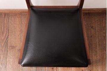 ビンテージ家具　北欧ヴィンテージ　チーク材　洗練されたデザインのラダーバックチェア(ダイニングチェア、ワークチェア、椅子)
