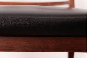 ビンテージ家具　北欧ヴィンテージ　チーク材　洗練されたデザインのラダーバックチェア(ダイニングチェア、ワークチェア、椅子)