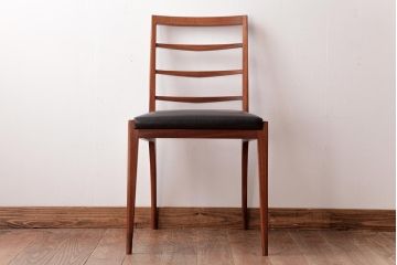 ビンテージ家具　北欧ヴィンテージ　チーク材　洗練されたデザインのラダーバックチェア(ダイニングチェア、ワークチェア、椅子)(1)