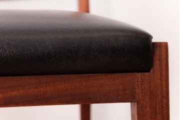 ビンテージ家具　北欧ヴィンテージ　チーク材　洗練されたデザインのラダーバックチェア(ダイニングチェア、ワークチェア、椅子)(1)