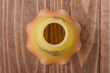 フランスビンテージ　花柄　優しく温かみのあるカラーが品のあるペンダントライト(シェード、吊り下げ照明)