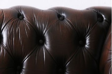 ヴィンテージ家具　イギリスビンテージ　ジャンクな風合いが格好いいチェスターフィールドソファ(3人掛け)