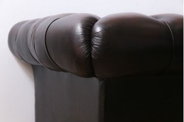 ヴィンテージ家具　イギリスビンテージ　ジャンクな風合いが格好いいチェスターフィールドソファ(3人掛け)