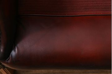 ヴィンテージ家具　イギリスビンテージ　本革　チェスターフィールド　ウィングバックソファ(ウイングバック、2人掛け)