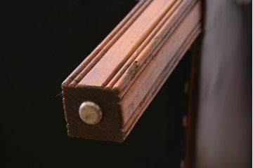 ヴィンテージ家具　イギリスビンテージ　本革　チェスターフィールド　ウィングバックソファ(ウイングバック、2人掛け)