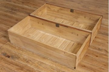 アンティーク家具　和製アンティーク　前面ケヤキ玉杢材　銅金具が味わい深いローボード(ローチェスト、引き出し)