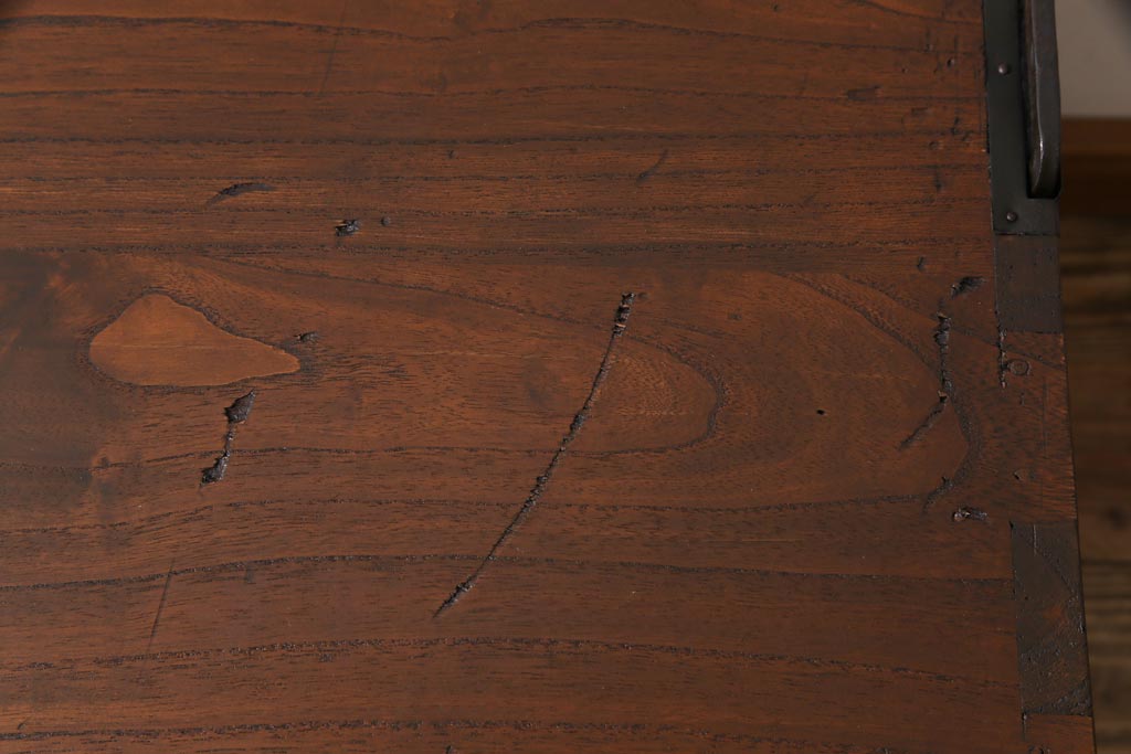 アンティーク家具　和製アンティーク　前面ケヤキ玉杢材　銅金具が味わい深いローボード(ローチェスト、引き出し)