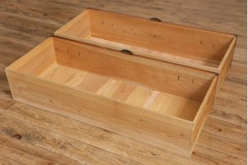 アンティーク家具　和製アンティーク　リメイク　桜丸金具　黒い金具がアクセントの米沢箪笥ローボード(ローチェスト、引き出し、和タンス)