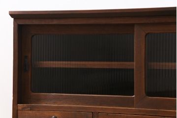 レトロ家具　昭和レトロ　モールガラスがおしゃれな脚付き箪笥ローボード(収納棚、戸棚)