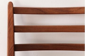 北欧家具　G-PLAN(ジープラン)　チーク材　 黒のレザーがおしゃれなダイニングチェア(椅子、ダイニングチェア、ワークチェア)(2)