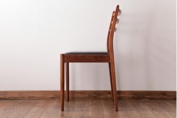 北欧家具　G-PLAN(ジープラン)　チーク材　 黒のレザーがおしゃれなダイニングチェア(椅子、ダイニングチェア、ワークチェア)(3)