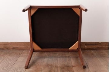 北欧家具　G-PLAN(ジープラン)　チーク材　 黒のレザーがおしゃれなダイニングチェア(椅子、ダイニングチェア、ワークチェア)