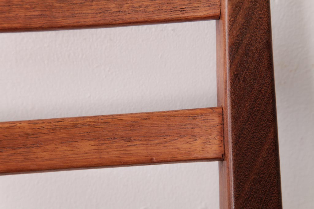 北欧家具　G-PLAN(ジープラン)　温かみと落ち着きのあるダイニングチェア(椅子、ダイニングチェア、ワークチェア)(1)