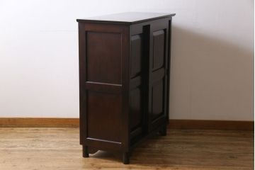 中古　九州民芸家具　幅広いシーンで活躍する和洋折衷な戸棚(サイドボード)(定価約22万円)