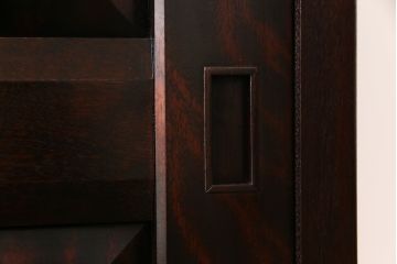 中古　九州民芸家具　幅広いシーンで活躍する和洋折衷な戸棚(サイドボード)(定価約22万円)