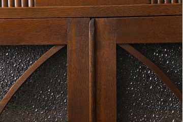 アンティーク家具　昭和初期　ダイヤガラス入り　大正ロマンの雰囲気が魅力のブックケース(収納棚、食器棚、本箱)