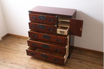 中古美品　伝統民芸家具　岩谷堂箪笥　No.360　艶と杢目が美しい衣装箪笥(整理箪笥)(定価43万円)
