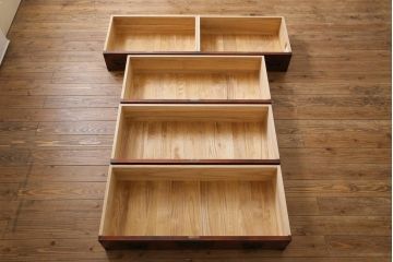 中古美品　伝統民芸家具　岩谷堂箪笥　No.360　艶と杢目が美しい衣装箪笥(整理箪笥)(定価43万円)