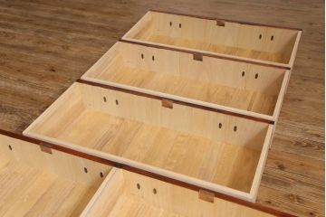 中古美品　伝統民芸家具　岩谷堂箪笥　No.360　艶と杢目が美しい衣装箪笥(整理箪笥)(定価43万円)