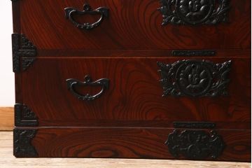 中古美品　伝統民芸家具　岩谷堂箪笥　No.360　艶と杢目が美しい衣装箪笥(整理箪笥)(定価43万円)