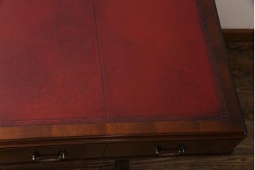 中古　イギリス　RACKSTRAW(ラックストロー)　高級感漂うレザートップテーブル(デスク、在宅ワーク、在宅用ダイニングテーブル)