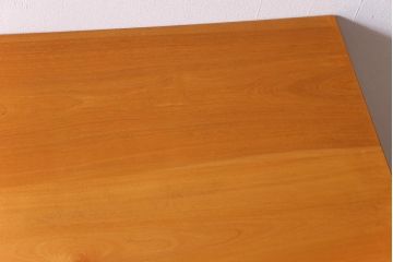 ペイント家具　ビンテージ　桜無垢材　柔和な雰囲気が魅力的なサイドテーブル(作業台、飾り台、コンソールテーブル)(R-032585)