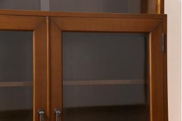 ヴィンテージ家具　ビンテージ　カバ材　シンプルモダンなデザインがシックな雰囲気漂うブックケース(キャビネット、収納棚、本箱)