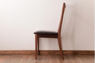 アンティーク家具　G-PLAN(ジープラン)　レザーの座面がシックなダイニングチェア(ワークチェア、椅子)(1)