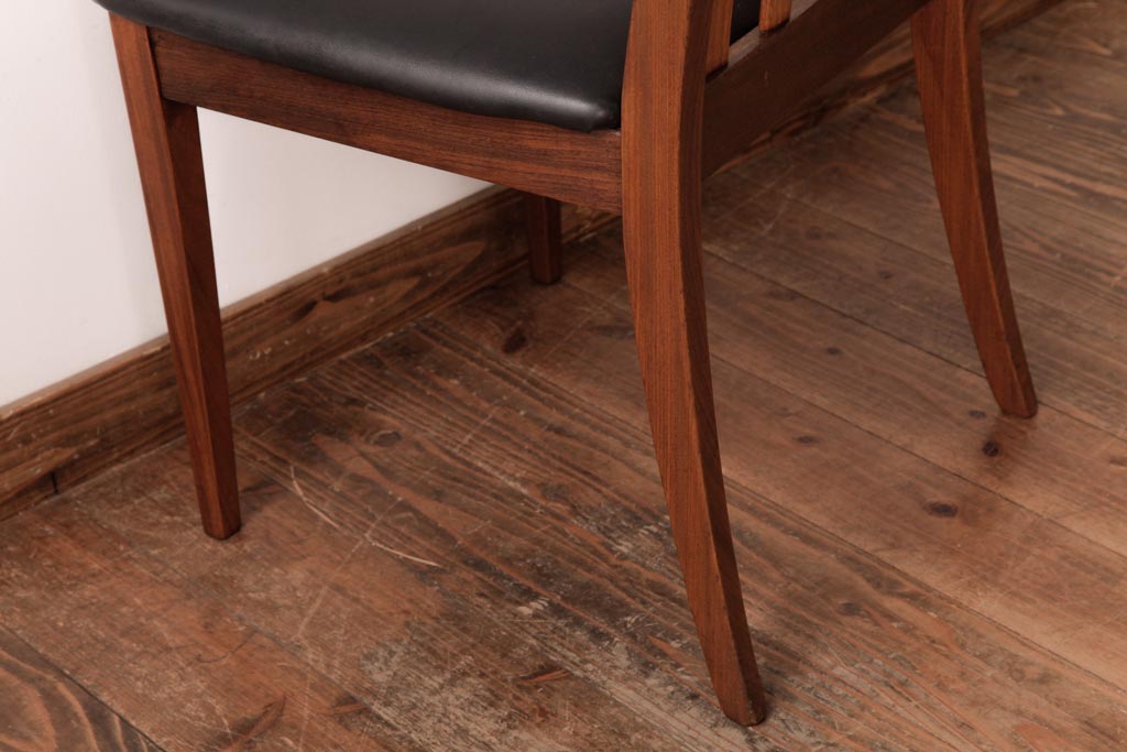 アンティーク家具　G-PLAN(ジープラン)　レザーの座面がシックなダイニングチェア(ワークチェア、椅子)(1)