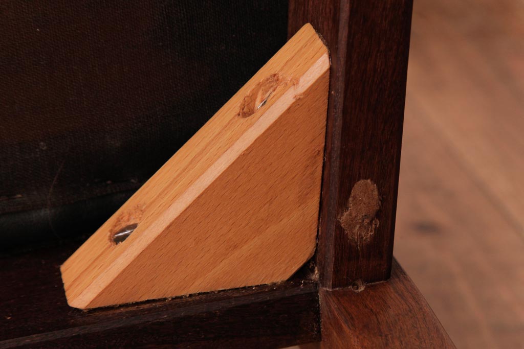 アンティーク家具　G-PLAN(ジープラン)　レザーの座面がシックなダイニングチェア(ワークチェア、椅子)(1)