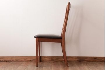アンティーク家具　G-PLAN(ジープラン)　レザーの座面がシックなダイニングチェア(ワークチェア、椅子)(2)