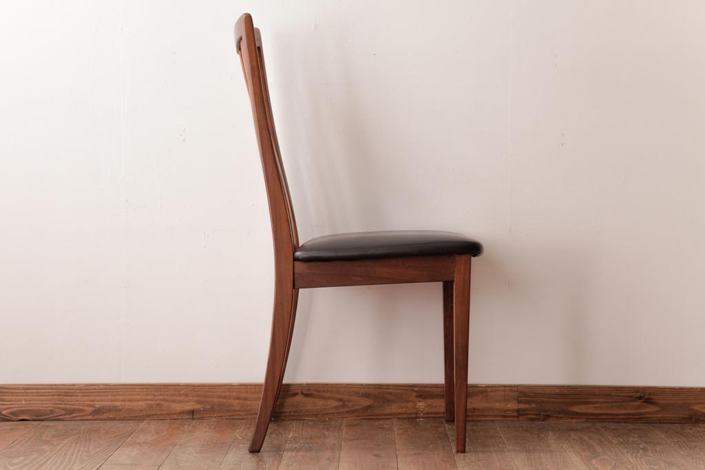 アンティーク家具　G-PLAN(ジープラン)　レザーの座面がシックなダイニングチェア(ワークチェア、椅子)(2)