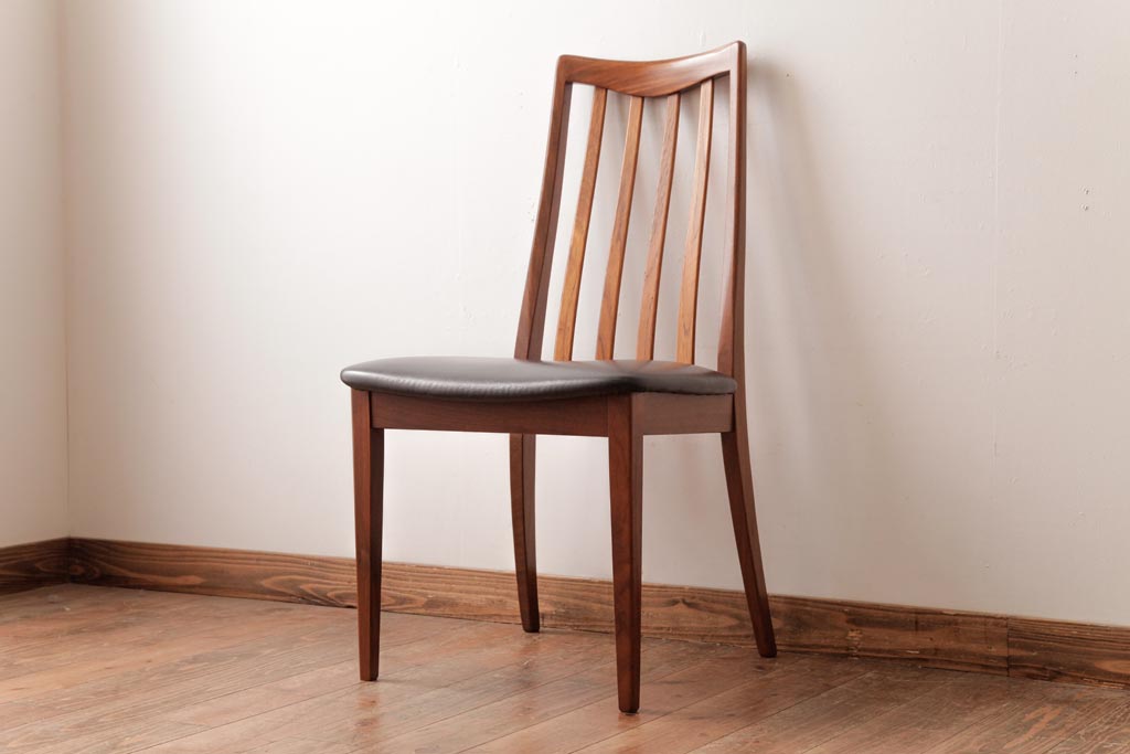 アンティーク家具　G-PLAN(ジープラン)　レザーの座面がシックなダイニングチェア(ワークチェア、椅子)(2)